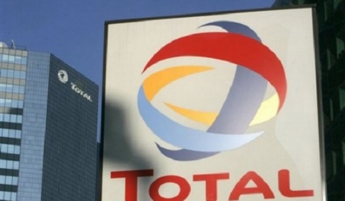 توتال الفرنسية تؤكد أنها أبلغت مؤسسة النفط الليبية بخطط شراء حصة شركة ماراثون