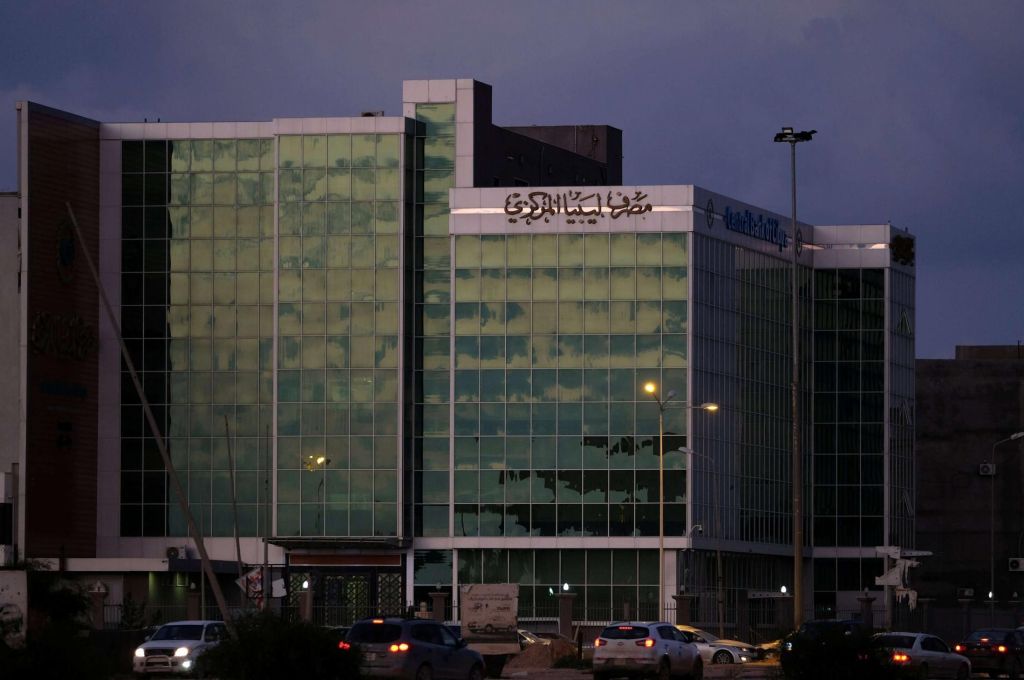 فريق العمل الاقتصادي يجتمع مع شركة عابرة الصحراء لمناقشة سبل وضع التحول الرقمي وخدمات الانترنت