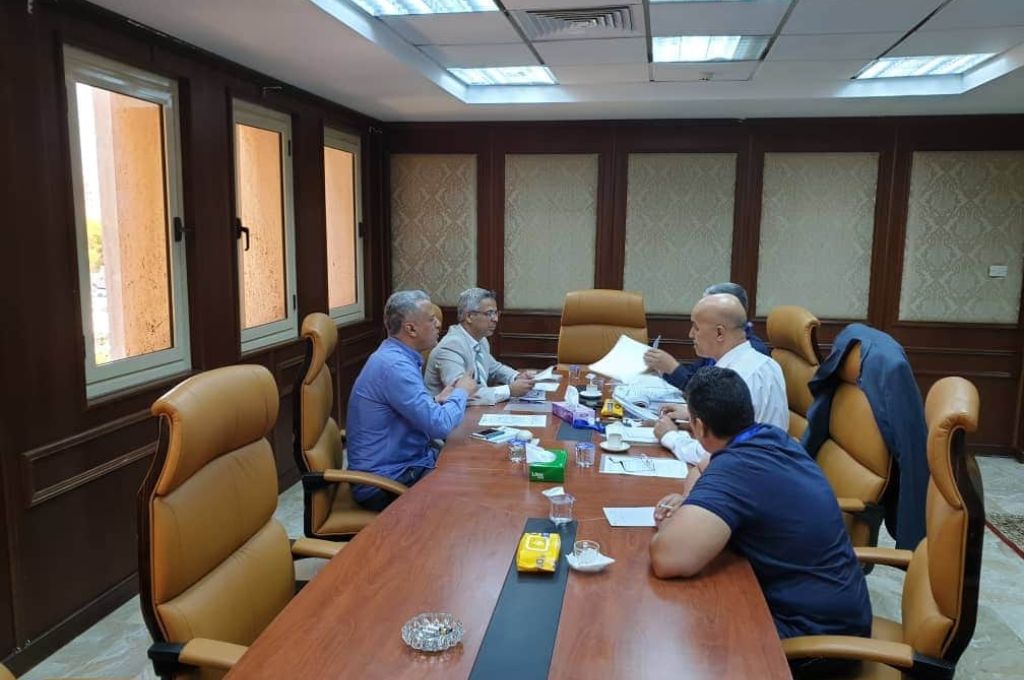 "شكشك" يطالب الكبير بفتح الحوالات المباشرة لصغار التجار و آليات الدفع المصرفية .. و يوضح ما سينتج عن إقفالها