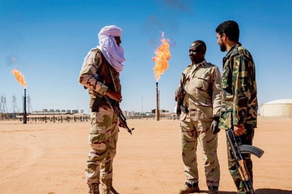 متطوعون ينقذون 114 مهاجرا قبالة السواحل الليبية