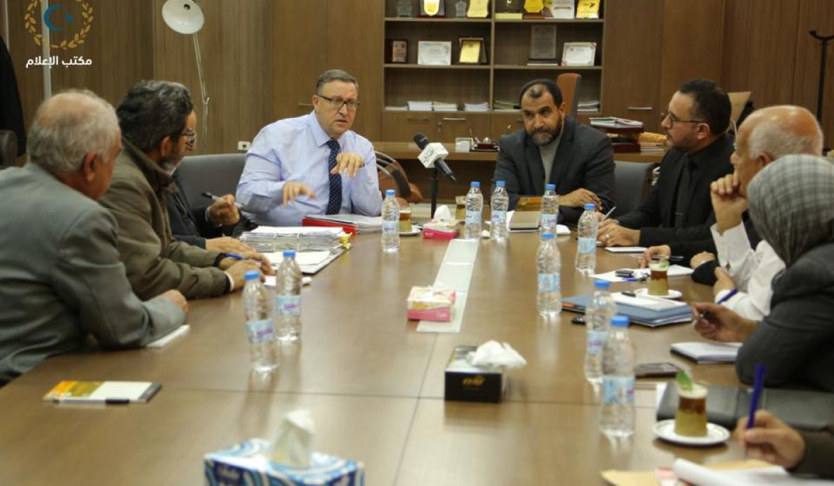 الحبري يناقش إعادة إعمار منطقتي "البلاد والصابري" بمدينة بنغازي