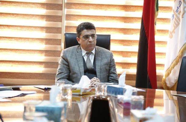 "المسلاتي" يتابع مراحل إنجاز التقرير السنوي للديوان