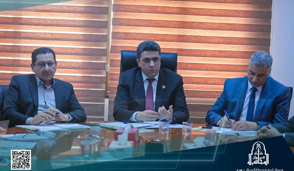 "شكشك" يبحث نتائج زيارة العمل إلى محكمة الحسابات الهولندية ويستعرض الموقف العام بشأن التقرير السنوي العام للديوان