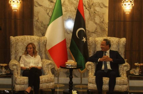 خاص.. المركزي لصدى: وصول شحنة سيولة إلى فروع الصحاري شرق البلاد