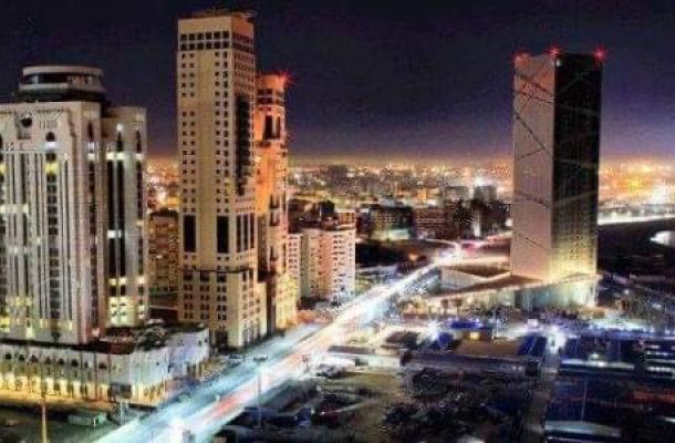 حبارات يكتب: لماذا لا نرى مقترحات من الحكومة ومطالب لرفع الدعم عن الكهرباء أسوة بالوقود رغم ضخامة الأموال المخصصة وتدهور الخدمات؟