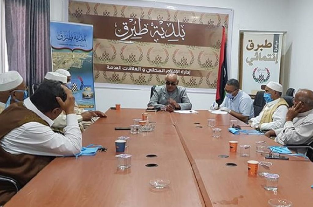 الدولار يتجاوز حاجز الستة دينارات والربع لأول مرة منذ ثلاثة أشهر