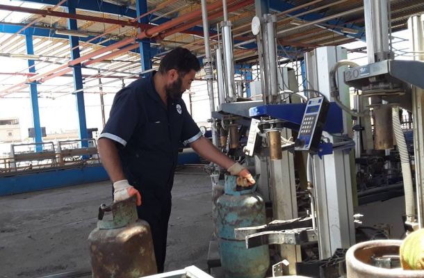 وقفة إحتجاجية بغات والتهديد بالعصيان المدني