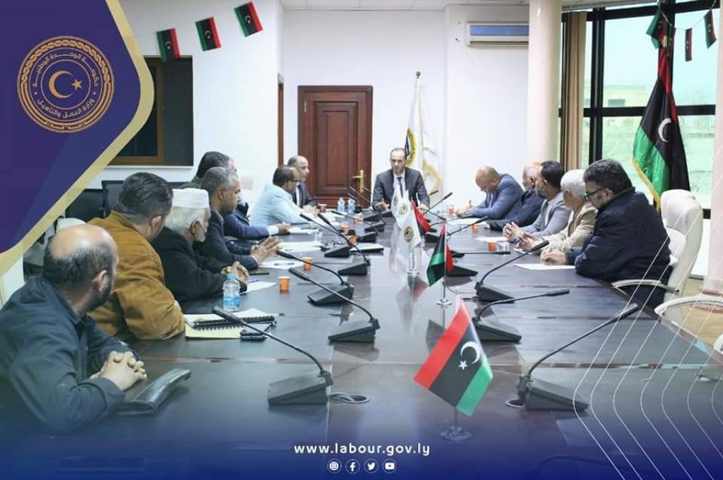 خاص.. السفير الأمريكي لدى ليبيا يُجيب عن تساؤل صدى بخصوص مستجدات توحيد مصرف ليبيا المركزي