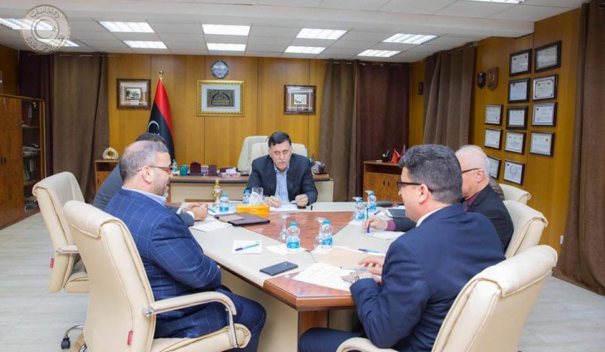 بحضور محافظ المركزي ... اجتماع يناقش الترتيبات المالية والاتفاق على صرف المرتبات بشكل عاجل