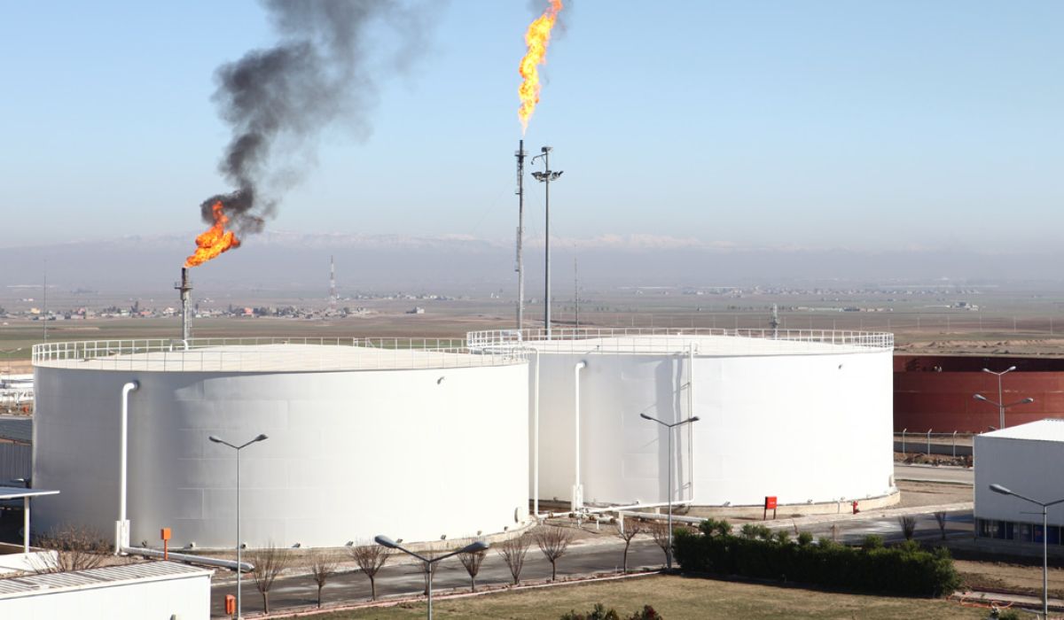 أويل برايس: الوطنية للنفط تعمل على ترتيبات بديلة لعائدات النفط