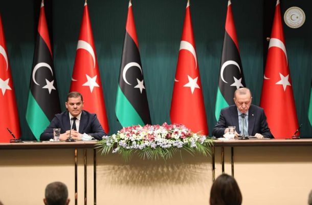المركزي يعلن الانتهاء من تنفيذ وإحالة مرتبات مارس وأبريل
