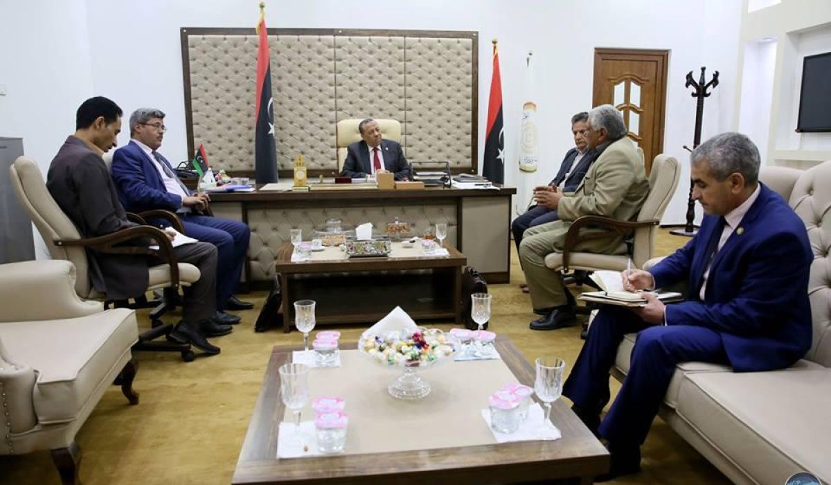الثني يناقش كيفية تشغيل ميناء طبرق و استكمال المشاريع المتوقفة بالمدينة