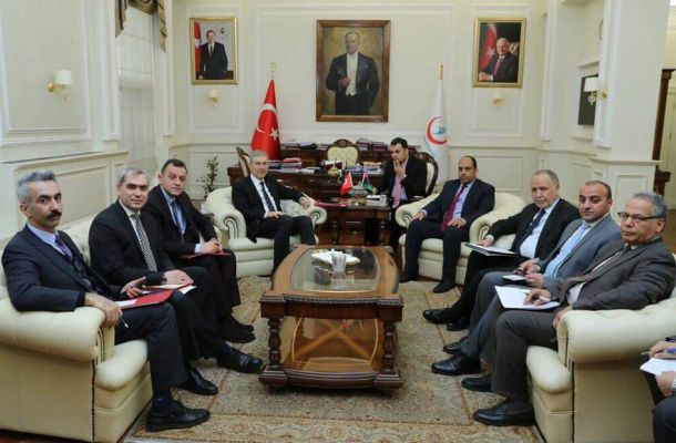 مشرفي محطات وقود الطريق الساحلي يستعرضون آلية عملهم مع لجنة أزمة الوقود