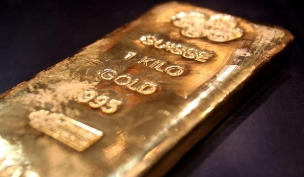 الذهب يواصل ارتفاعه لمستويات قياسية فوق حاجز 2000 دولار للأوقية