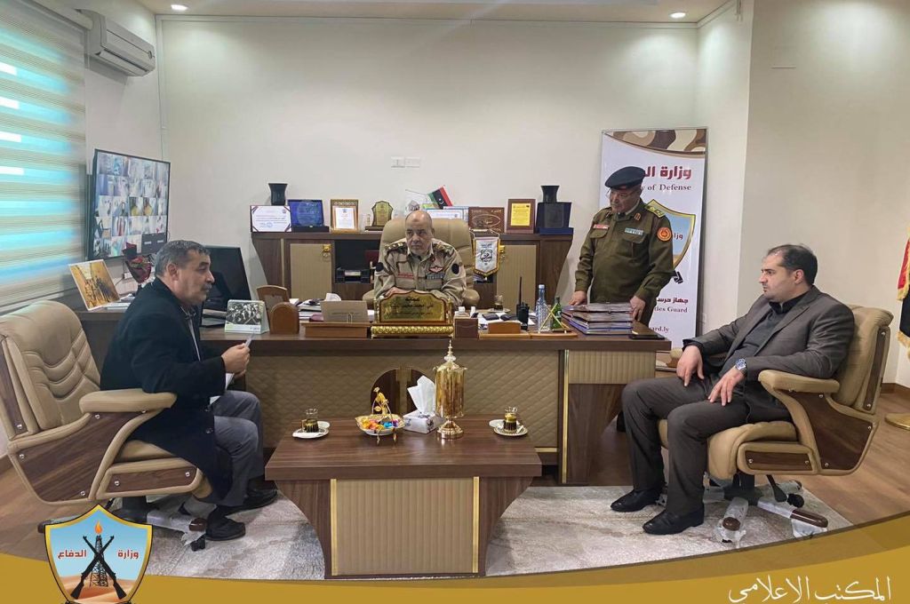 الجمارك تؤكد على منح الشركة الليبية للحديد والصلب مزيدًا من التسهيلات