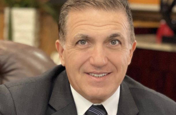 الدولار يشهد إرتفاعاً
