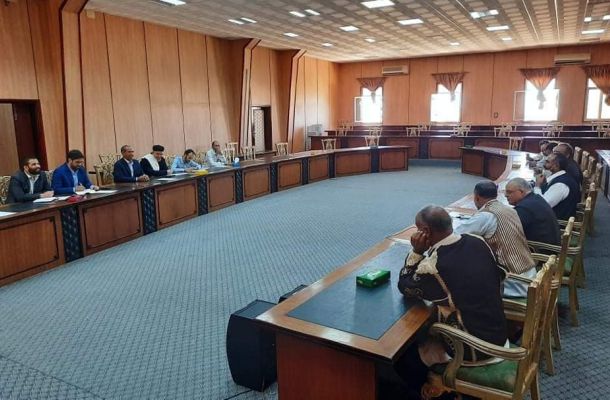 تمديد حالة الطوارئ في الحقول والموانئ النفطية