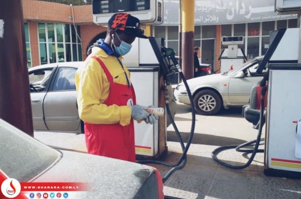 مركزي بنغازي يُوقف صرف وقبول الإيداعات بالعملة الورقية في المصارف التجارية