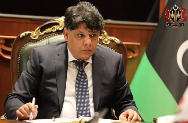 خاص.. "صدى الاقتصادية" تطلع على كافة أوضاع المصرف الإسلامي .. وتلتقي إداراته الأربعة