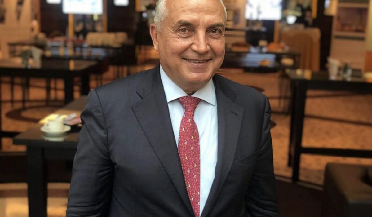 خاص.. "حسني بي" لصدى: هذه أسباب التخفيضات التي حدتث بالسوق من وجهة نظري