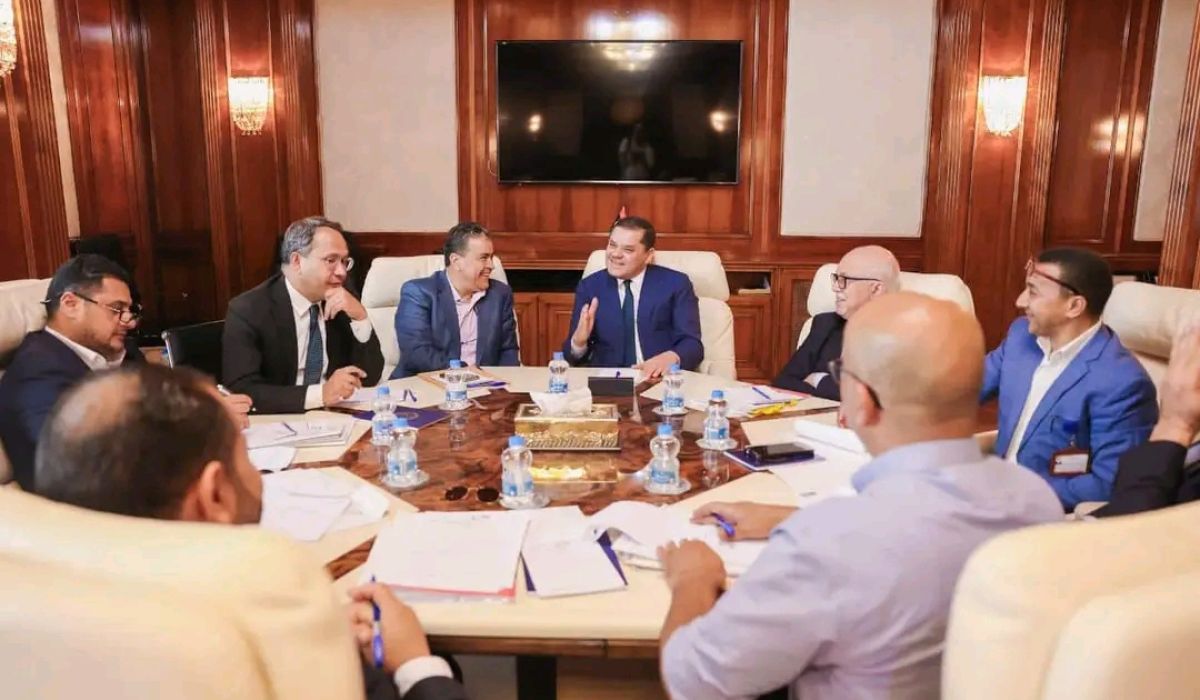 "الدبيبة" يتابع مع الرقابة الإدارية عدد من الملفات الخدمية