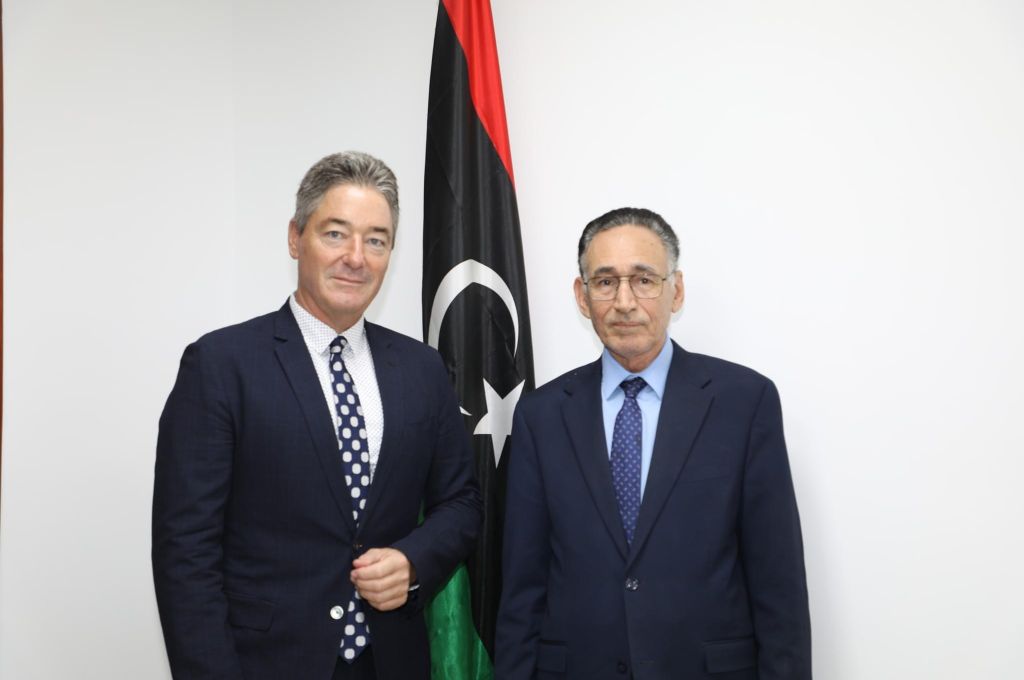 التومي يناقش عمل شركة استيراد السلع الأمنية