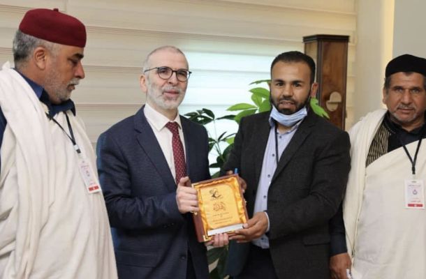 "العابد" يوقع مذكرة تفاهم مع العمل والتشغيل والرعاية الاجتماعية بالنيجر
