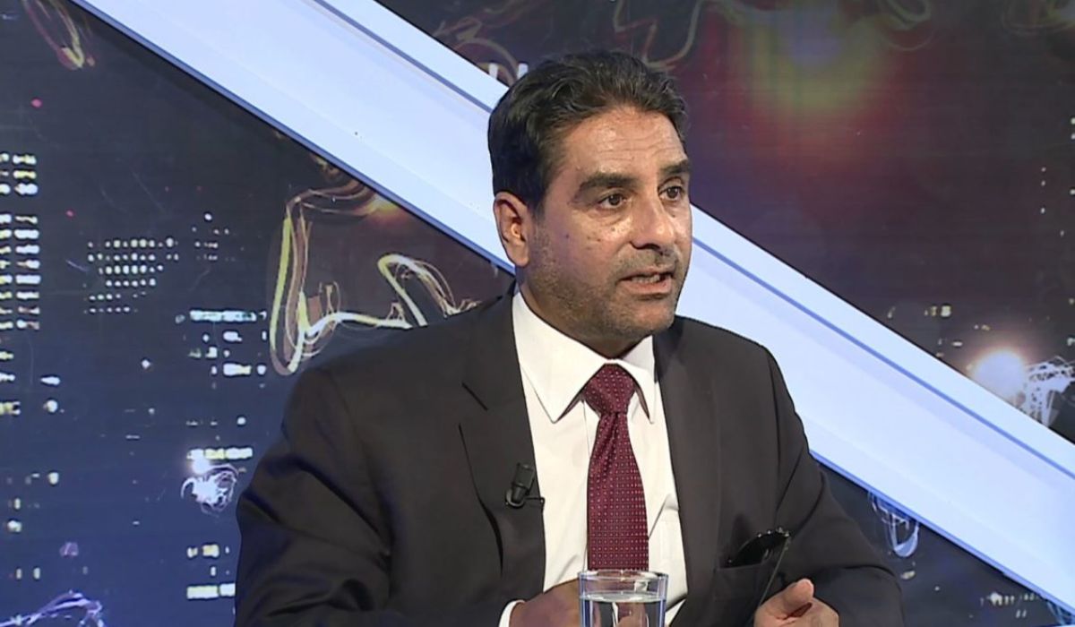 نصية يعلق على الخلاف بين "السراج والكبير" بالقول : مشكلتنا في دولة الأشخاص ويجب استبدال كل هذه الوجوه