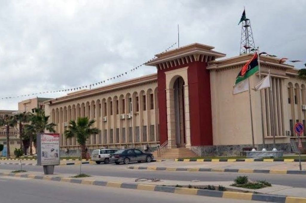 بلدية زليتن: المصرف المركزي رفض طلب توريد حافلات نقل جماعي للمدينة