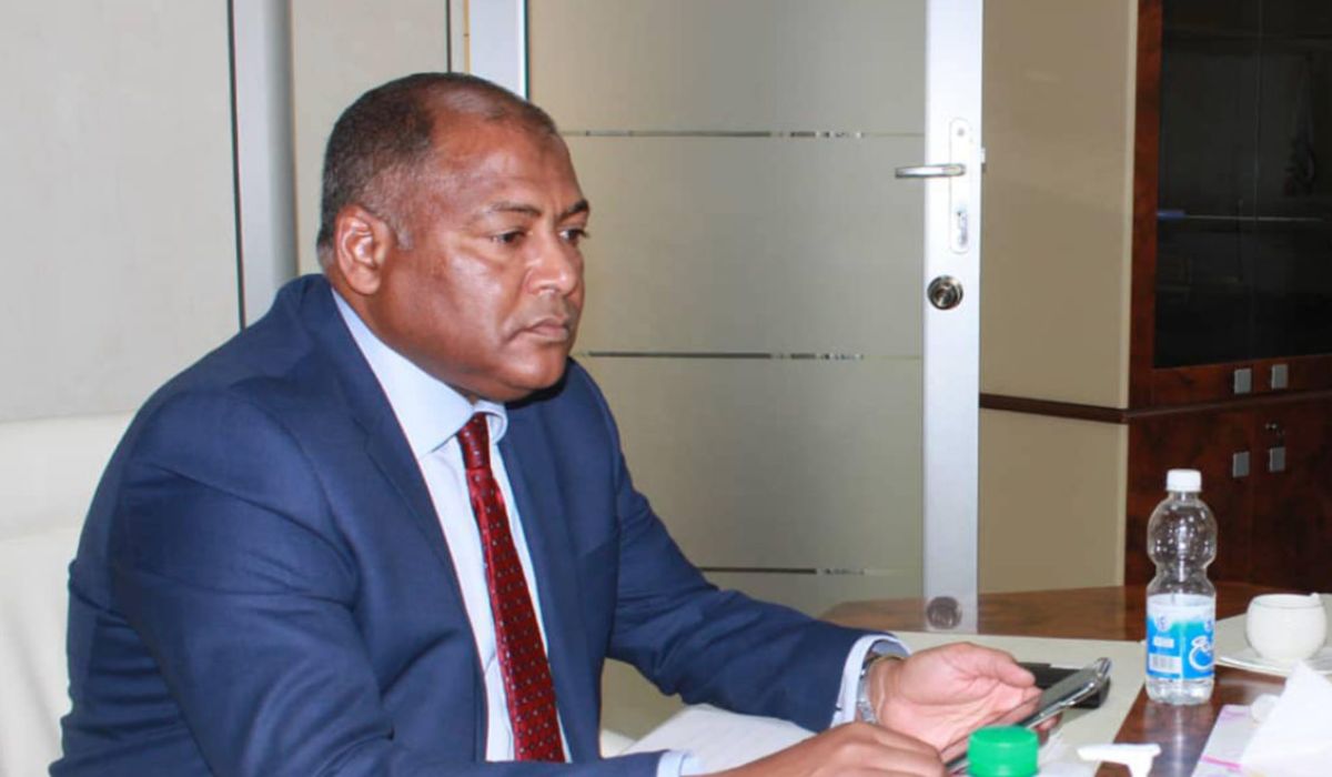 المبروك يصدر مجموعة من الإجراءات من شأنها التقيد في استخدام الأموال في السفارات والبعثات الخارجية