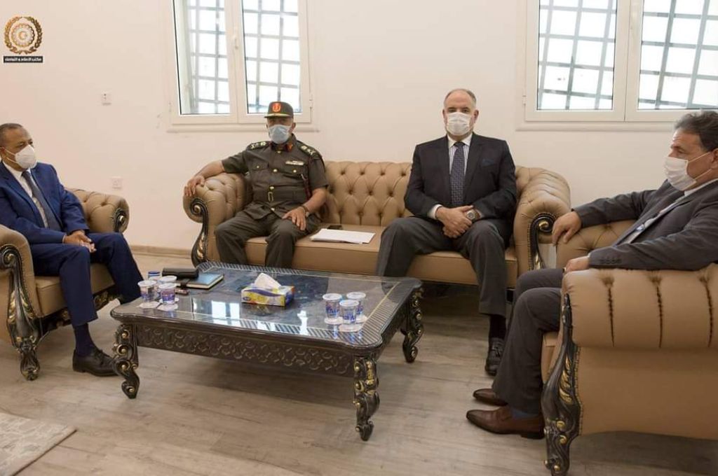 شركة سرت تؤكد السيطرة على تسرب نفطي بحقل زلطن