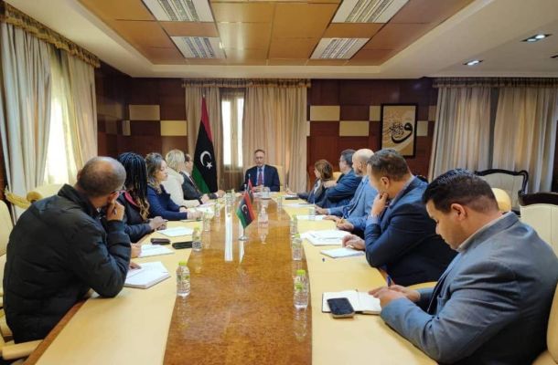 خاص.. "الحويج" يصدر قراراً بحظر توريد كافة السلع وغيرها من الأساسيات إلا من خلال العمليات المصرفية المعتمدة من المركزي