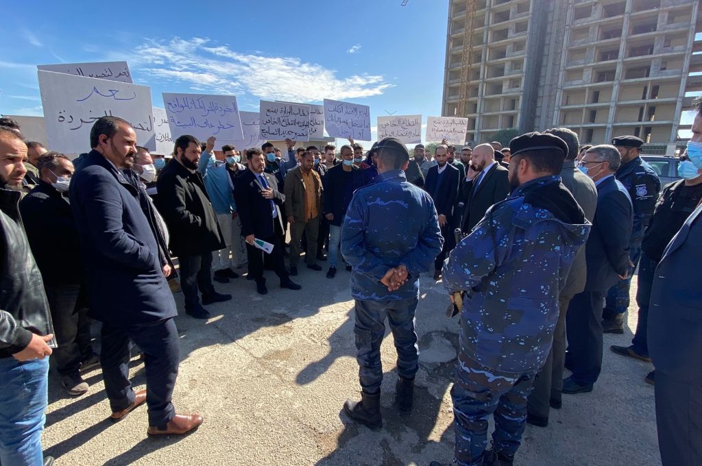 المصرف الإسلامي يعلن توقف بعض خدماته نتيجة الجرد السنوي