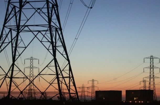 استئناف حركة الطيران بمطار معيتيقة