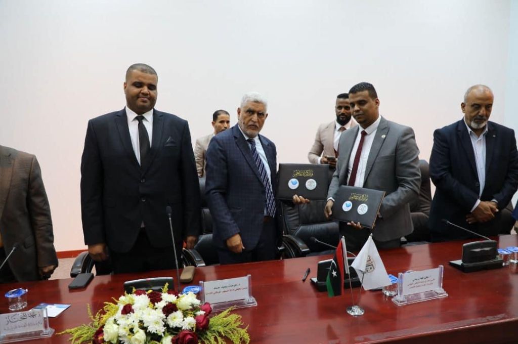 "علي محمود" يؤكد تلقيه تهديدات ورسائل ابتزاز من الأمير البلجيكي لوران