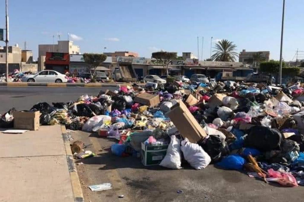 الخطوط الجوية الليبية توضح بشأن افتتاح مطار معيتيقة