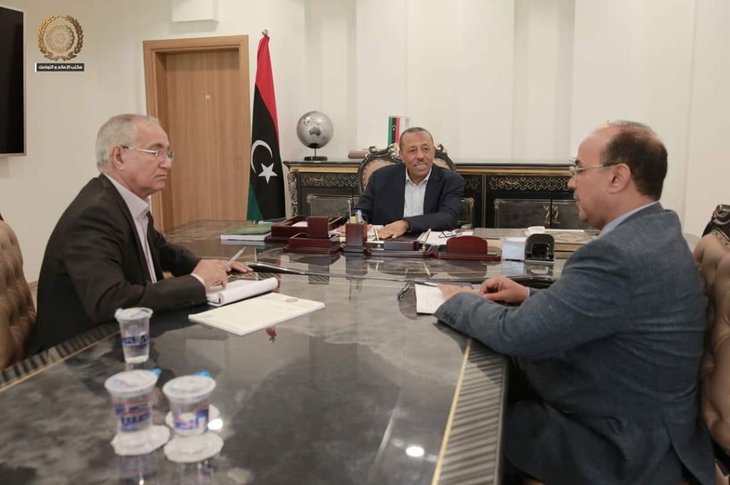 صندوق الإنماء يناقش كيفية إبرام عقد تأمين صحي لموظفيه