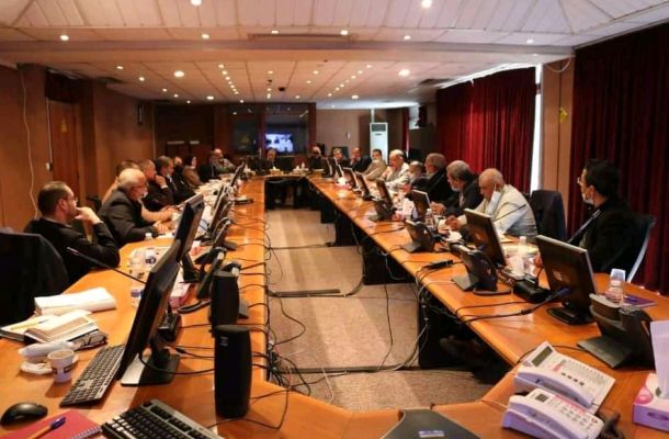 المنفي يجتمع مع وفداً من شباب طبرق