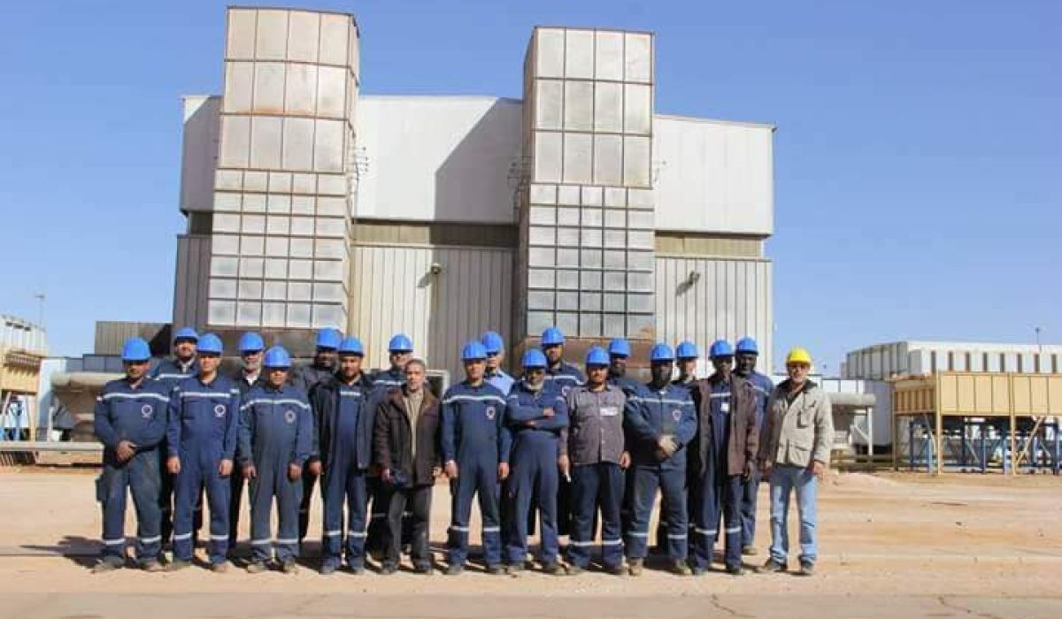 طاقم شركة اثوس انرجي يغادر محطة الكفرة الغازية بعد انهاء أعمال الوحدة الاولى