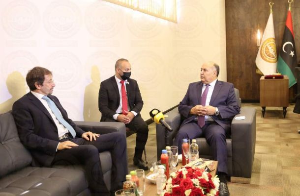 اجتماع لمناقشة آلية توحيد الجهود بين الجهات ذات العلاقة بالمشروعات الصغرى والمتوسطة والمتناهية الصغر