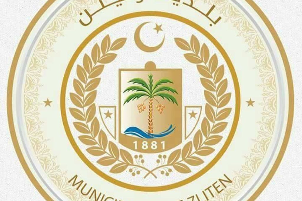 رئيس المؤسسة الوطنية للنفط التابعة للحكومة المؤقتة يجتمع بمدير فرع المؤسسة بسبها