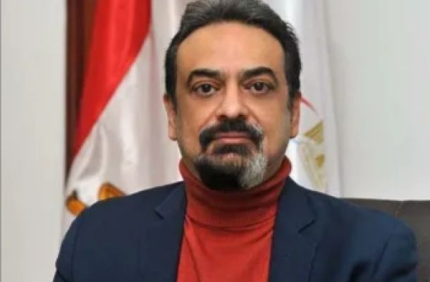 "عبد الجليل" موضحاً خطة عمل وزارته: وضع قطاع الصحة سيتغير خلال أشهر .. وماحدث من فساد في السابق "لن يمر" دون حساب