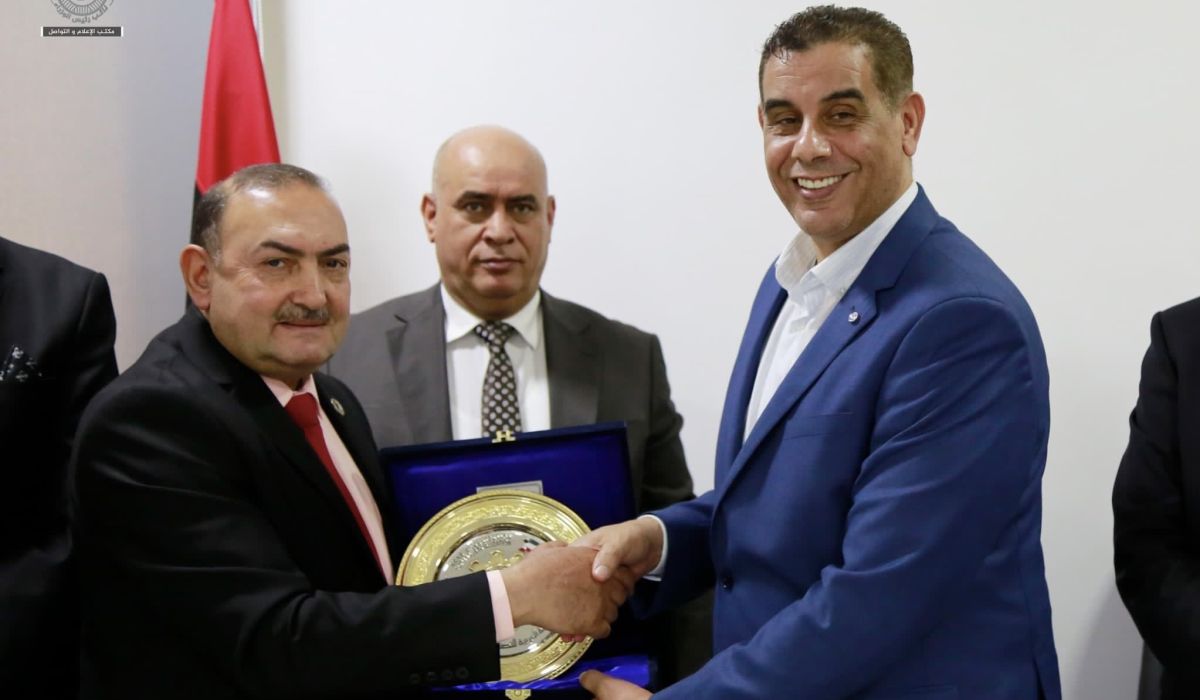 نائب رئيس الحكومة الليبية يلتقي وفداً من هيئة التصنيع المصرية