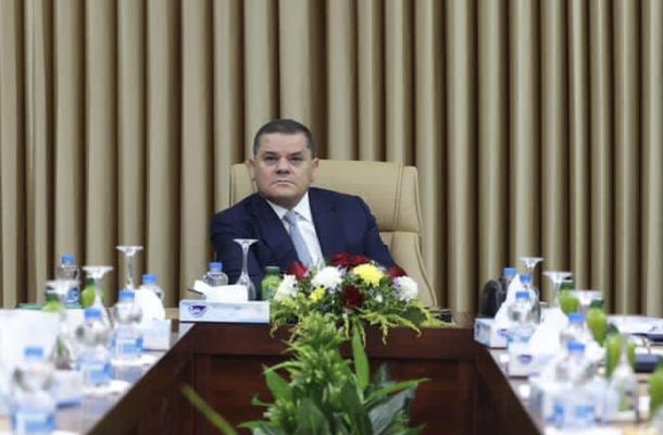 لتزويره وثائق رسمية.. النيابة العامة تأمر بحبس المسؤول عن مكتب الخدمات المالية الشاطيء