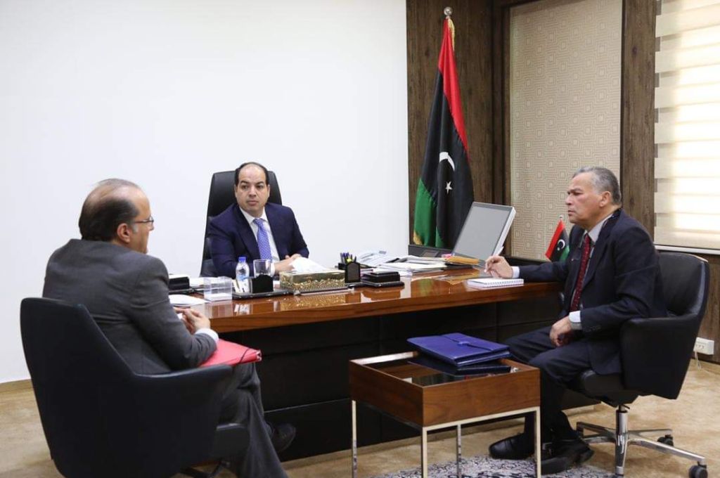 السراج في زيارة عابرة لمالطا يناقش مشاكل الهجرة والأمن مع موسكات