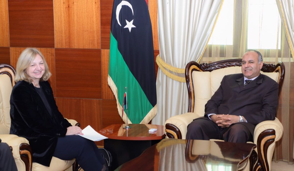 سفيرة فرنسا تصرح بقرب إفتتاح سفارة بلادها وعودة الشركات خلال إجتماعها مع العيساوي