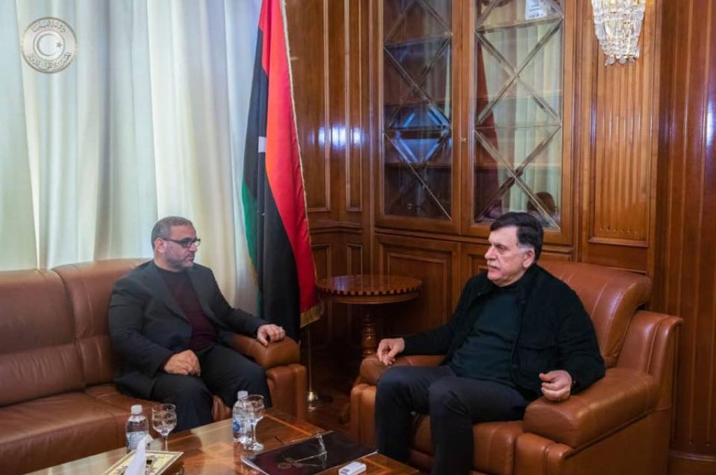 المجلس الرئاسي يصدر بيانا باستئناف حركة الملاحة الجوية بمطار معيتيقة الدولي رغم التهديدات