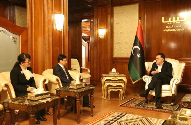 الهجرسي: الوقود متوفر في كل محطات طرابلس ولا داعي للازدحام