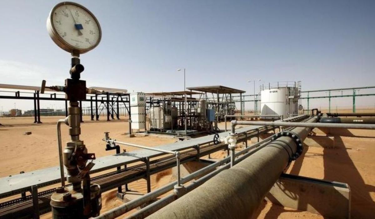 اتحاد عمال ليبيا يستنكر جريمة إقفال الحقول والموانئ النفطية