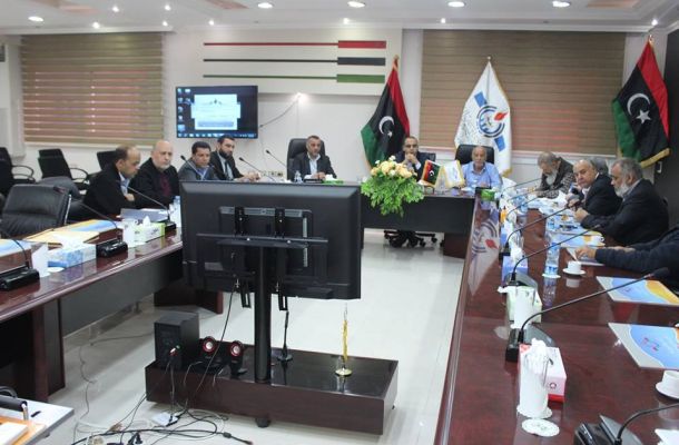 وزير المالية يستجيب لمطالب المعلمين بتضمين "علاوة الحصة" لميزانية 2018